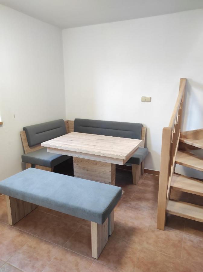 Villa Domecek U Lesa Humpolec Esterno foto