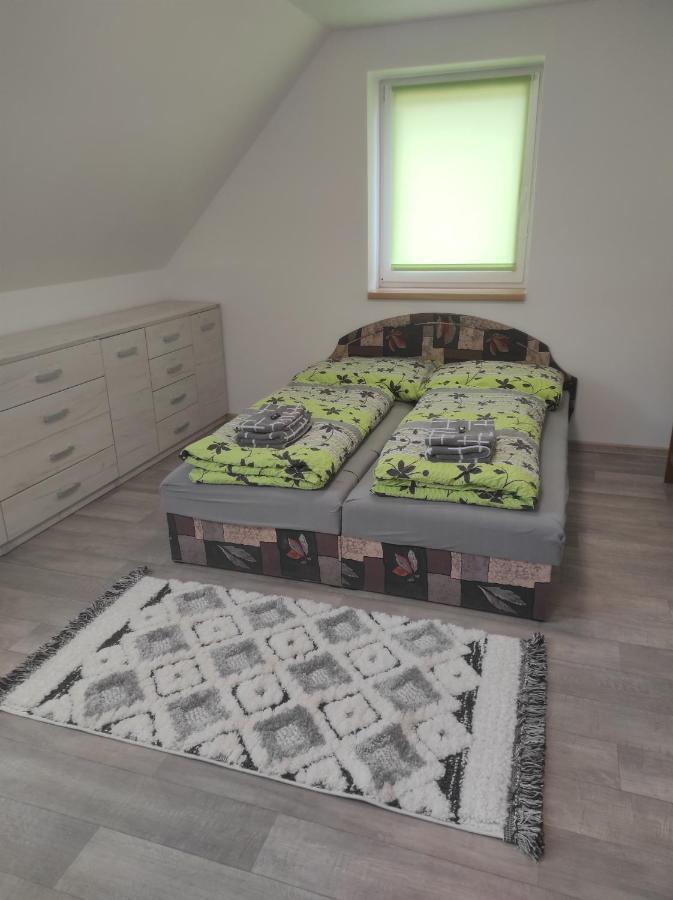 Villa Domecek U Lesa Humpolec Esterno foto